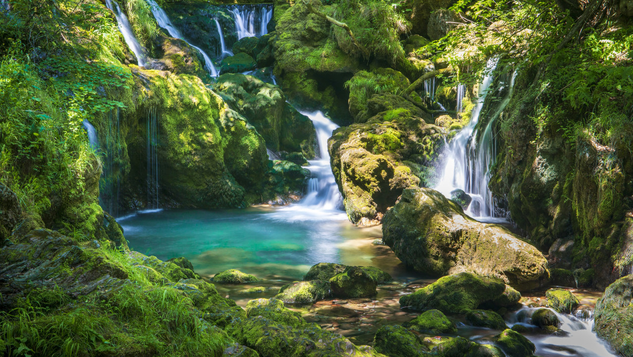 de Witte Drin waterval, de mooiste waterval van Kosovo