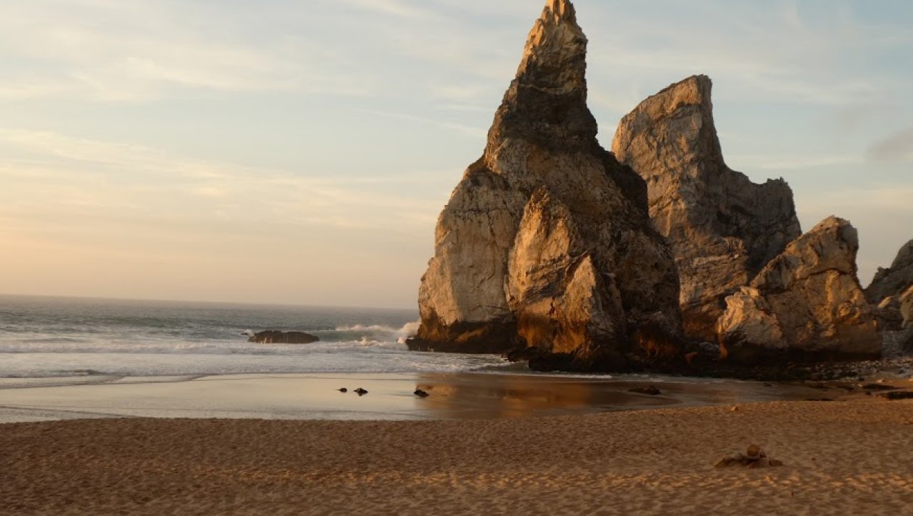 Zonsondergang Praia da Ursa