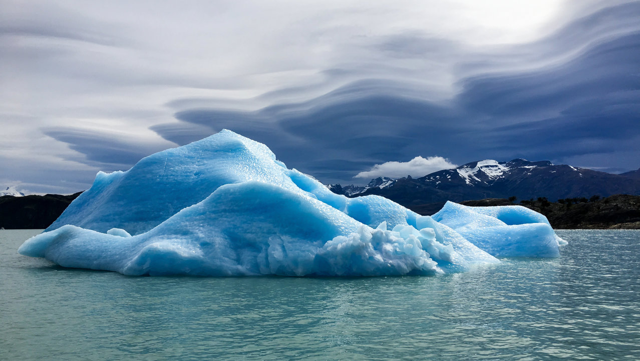 De ijssculpturen van het Argentinomeer