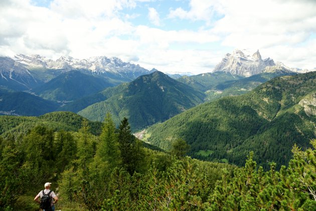 Wandelend in de Venetiaanse Dolomieten