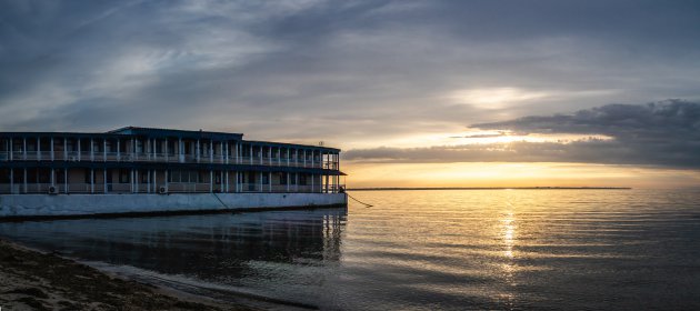 De Zwarte Zee bij zonsondergang