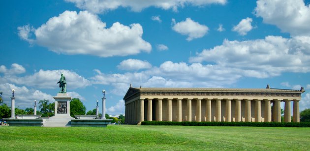 Parthenon & John W. Thomas Statue in Centennial Park - Nashville