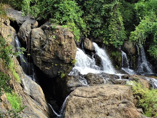 Niet veel water in de Waterval.