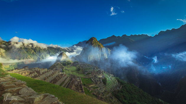 Macchu Picchu in the early morning