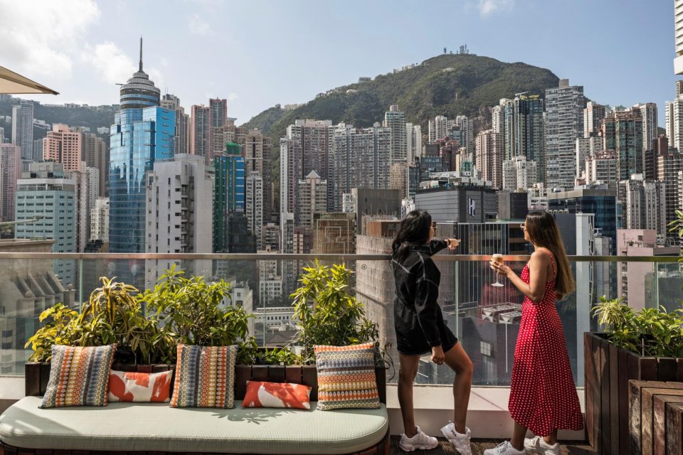 Rooftopbar Piqniq in Hongkong. Foto: Tim Bilman