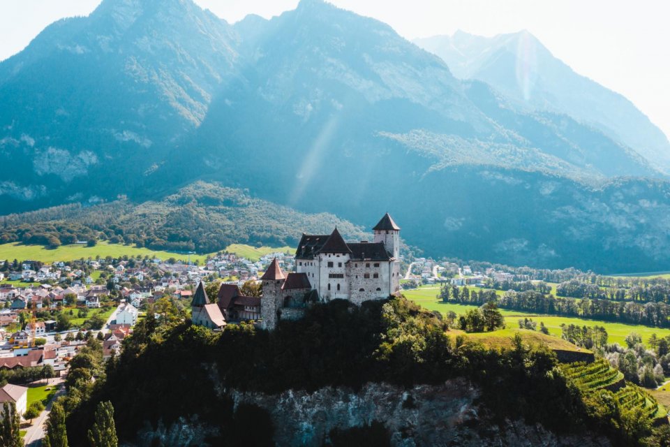 Balzers: een van de mooiste dorpen van Liechtenstein. Foto: Tim Ulrich