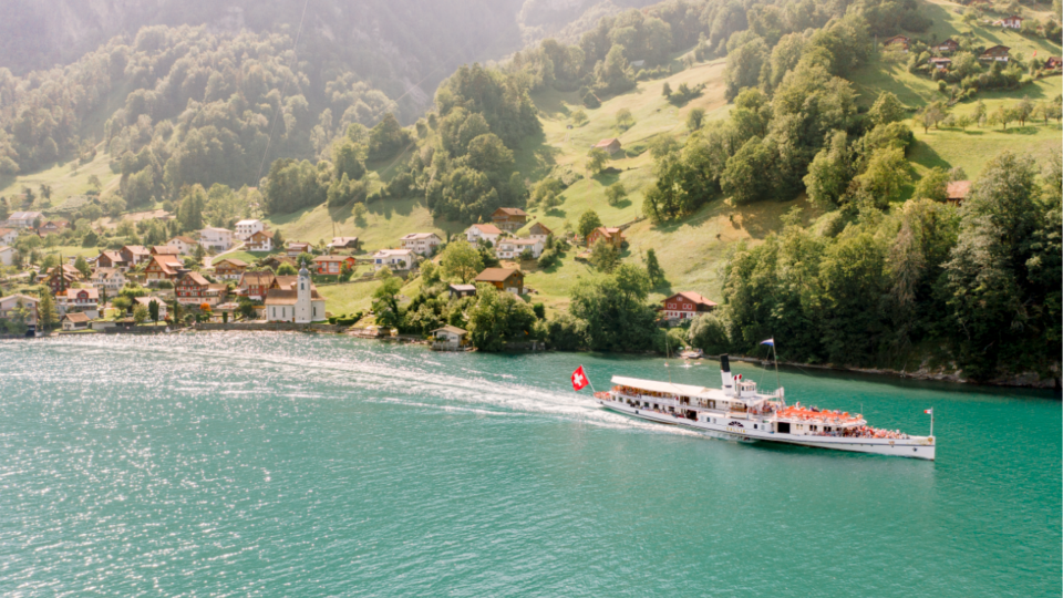 Build, Paddle Steamship Aerial CREDIT Switzerland Tourism david&kathrin Photogtraphy and Film GmbH