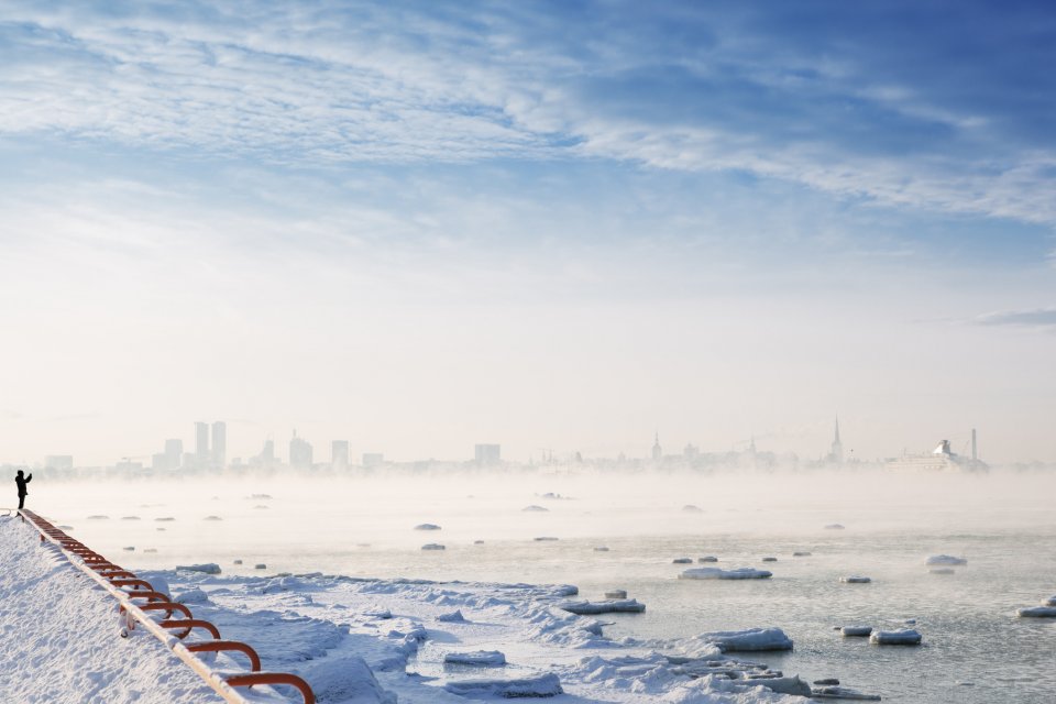 Rijd over de bevroren Oostzee in Estland. Foto: Getty Images