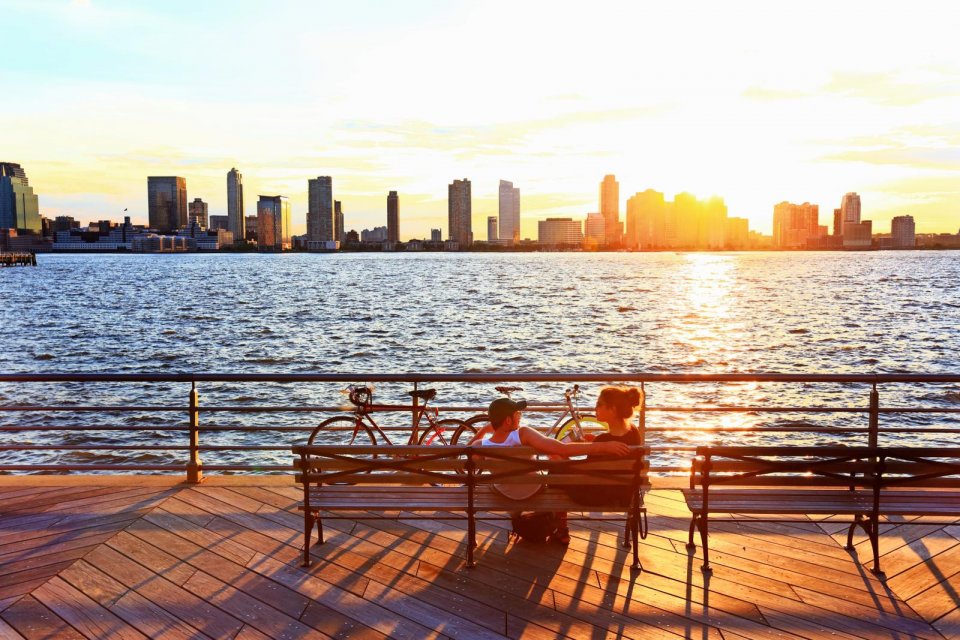 Fiets langs ded Hudson River in New York City. Foto: Getty Images