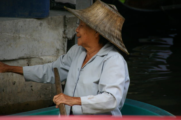 Damnoen Saduak Floating Market