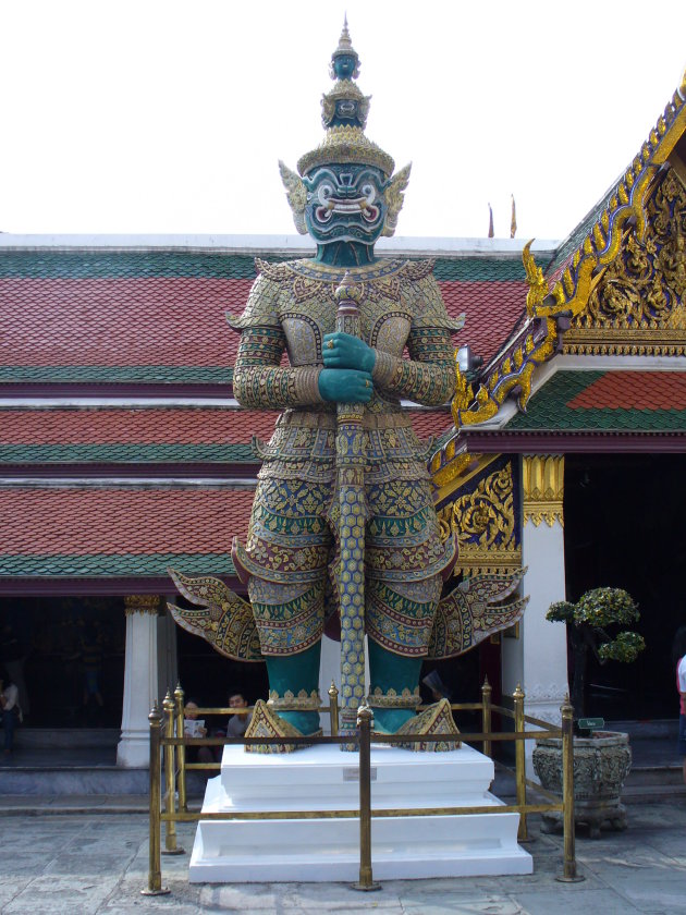 wachter van Wat Phra Kaeo