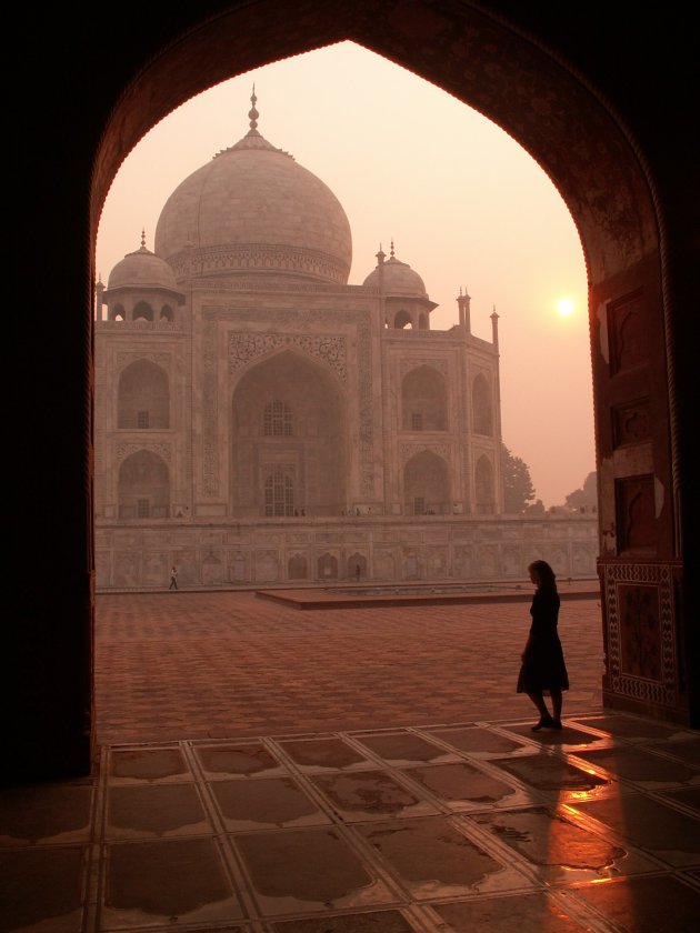 Taj Mahal bij zonsopgang