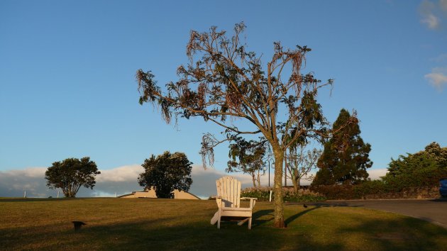 Vredig dorpje Pauani Pines op het Coromandel schiereiland