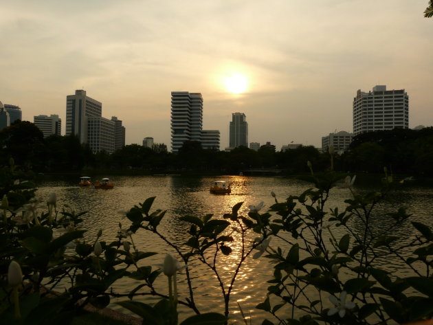 Bangkok by night