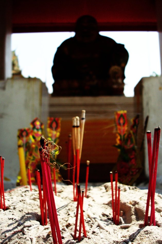 wierook bij tempel