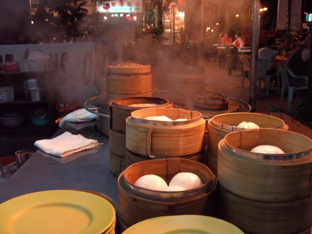 eten op straat in Kuala Lumpur