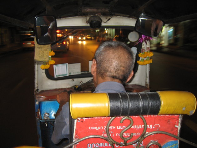 Tuk-tuk