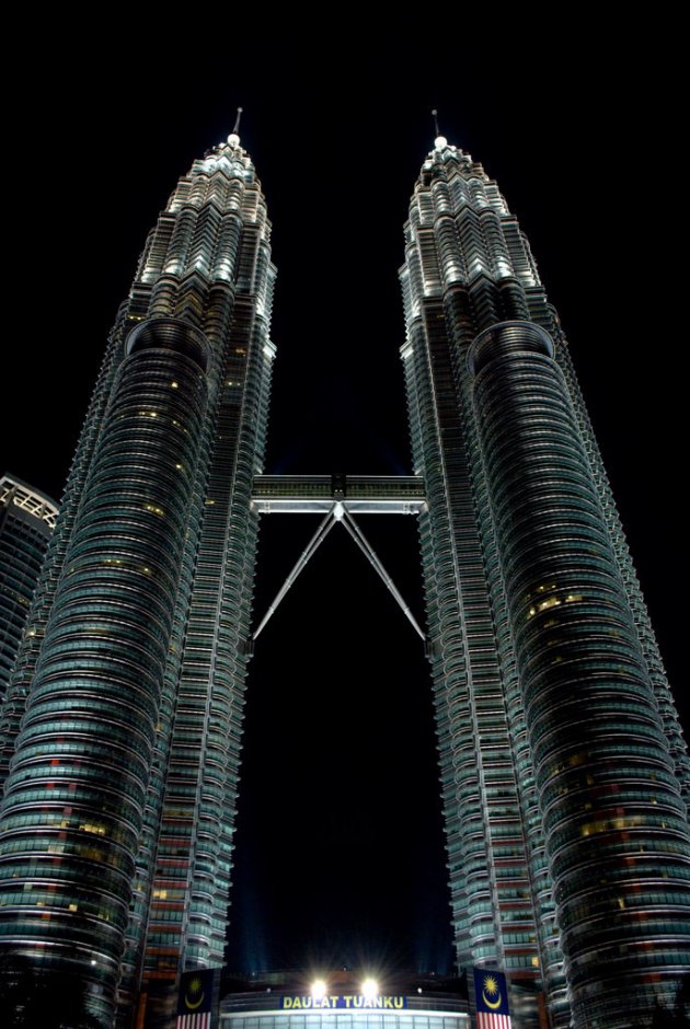 Petronastoren