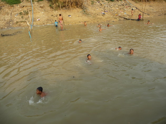 Kinderen in de Mekong