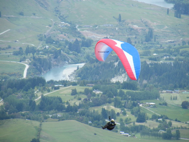 Para gliding Queenstown