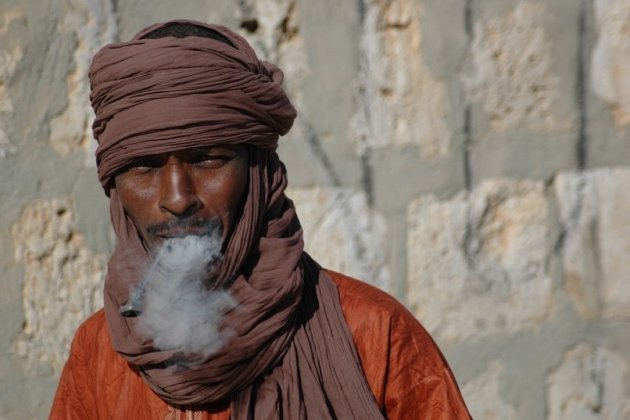 Rokende man in Timboektoe