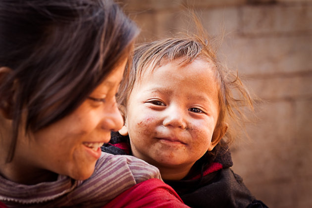 Zusjes in Bhaktapur