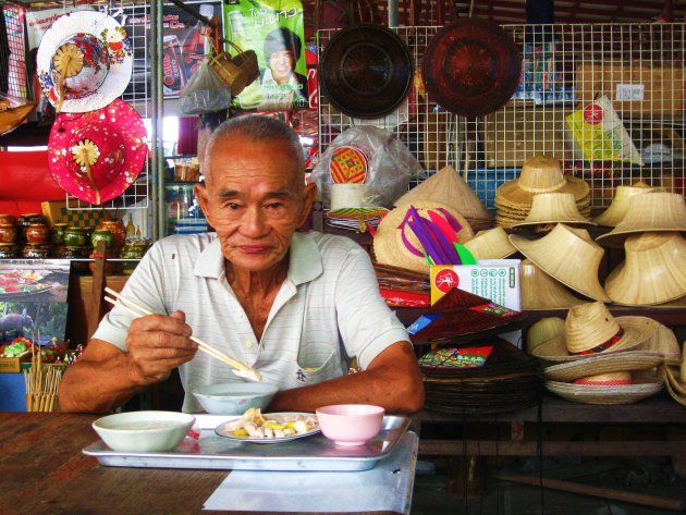 Bij de floating market