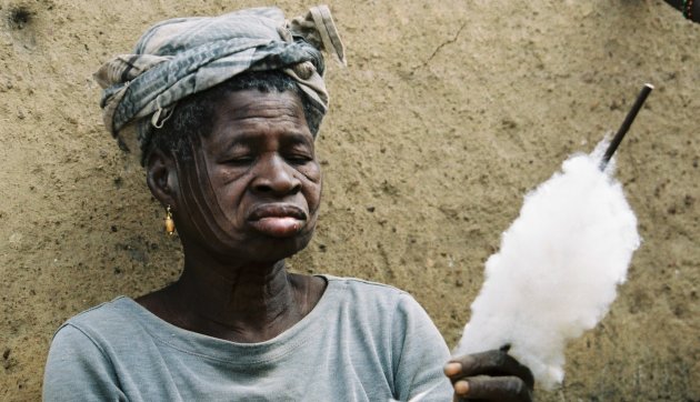 oude vrouw in noord benin