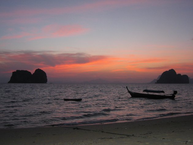 Sunrise op Koh Ngai