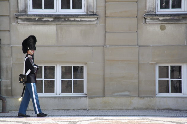 De wachters bij het Amalienborg