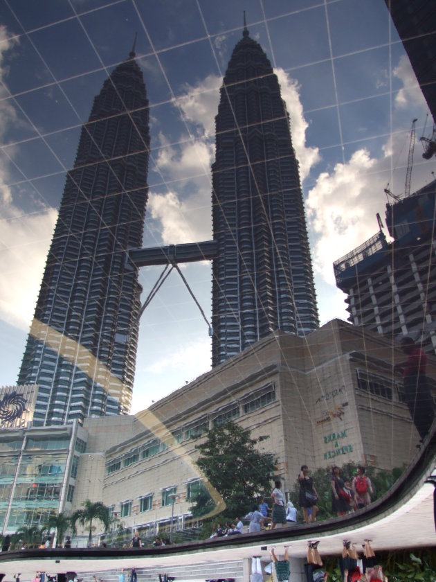 Weerspiegeling Petronas Towers