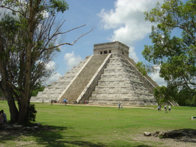 Chichen Itza, dankbaar doelwit! Het vastleggen van een magisch moment...we zijn er!