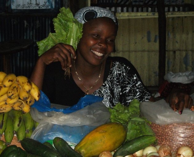 fruit/vegetable market lady