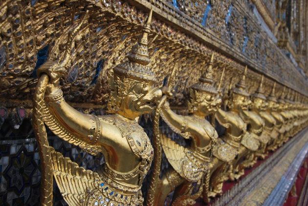 Goud Goud Goud in Thaise Tempels