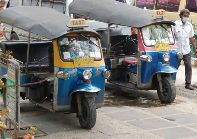 tuktuk