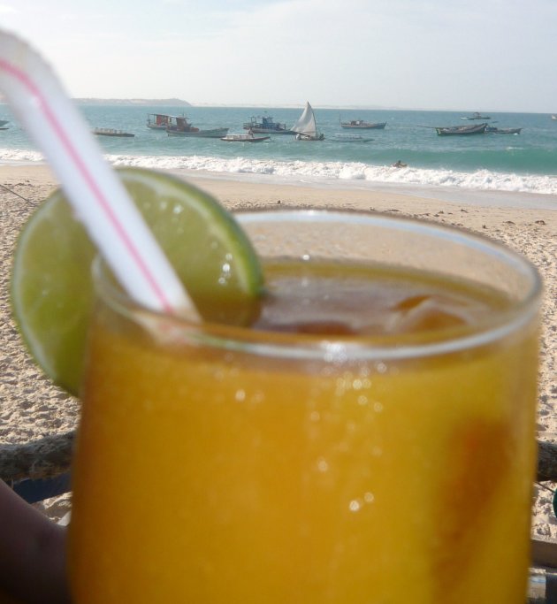 Mango Cocktail in Pipa