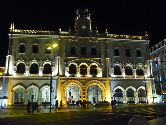 Lissabon by night...