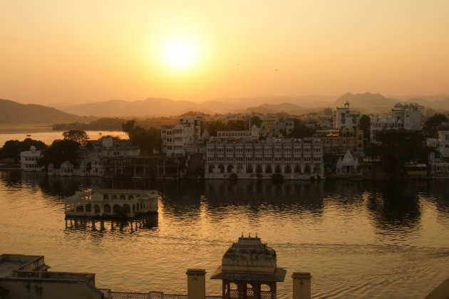 Udaipur bij zonsonder