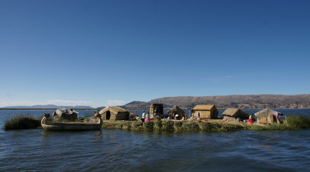 Uros drijvend eiland