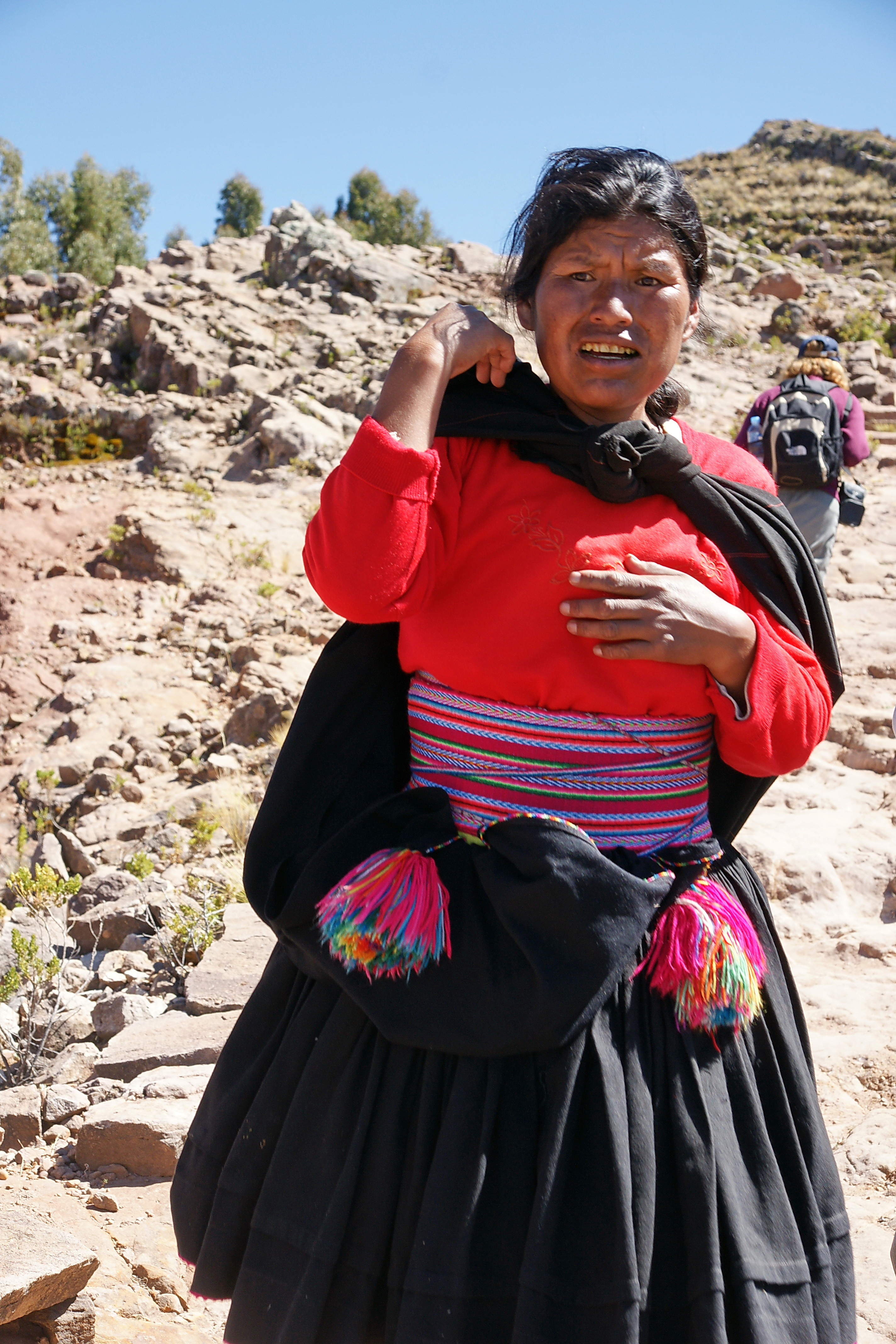 Het eens zijn met Ritmisch Klimatologische bergen Traditionele kledij in Titicacameer | Columbus Travel