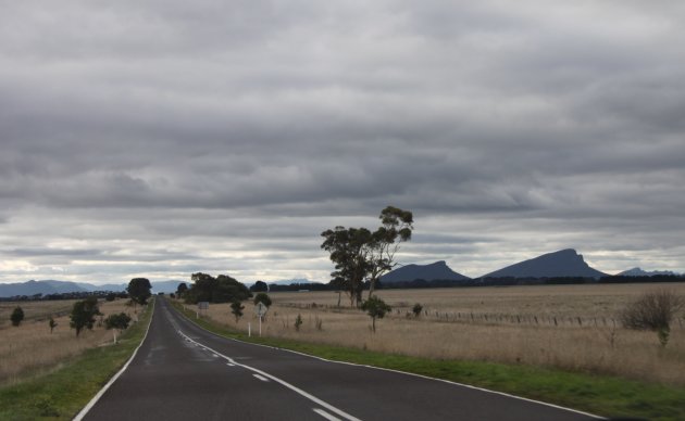 Road to the Grampians