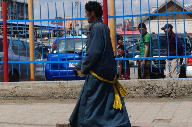 man in tradinele kleding