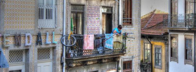 Fietsenstalling op het balkon