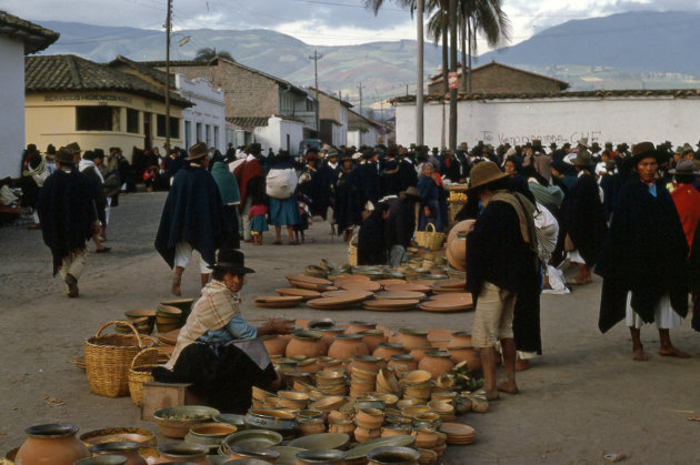 Zaterdagmarkt van Otavalo