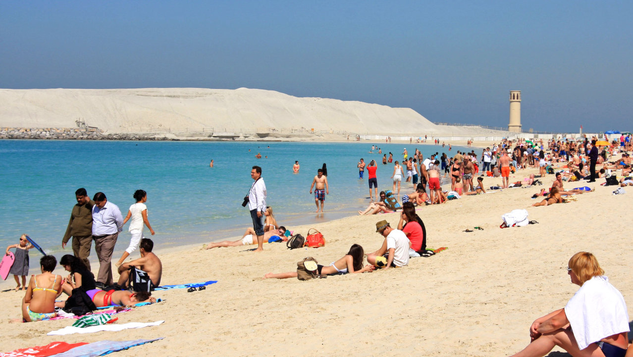 Dubai beach life