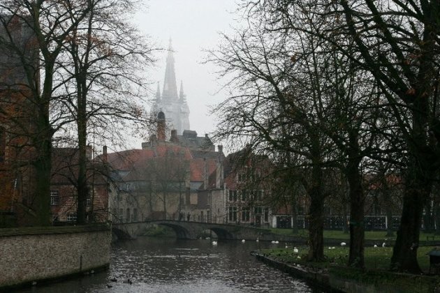 Mistig Brugge