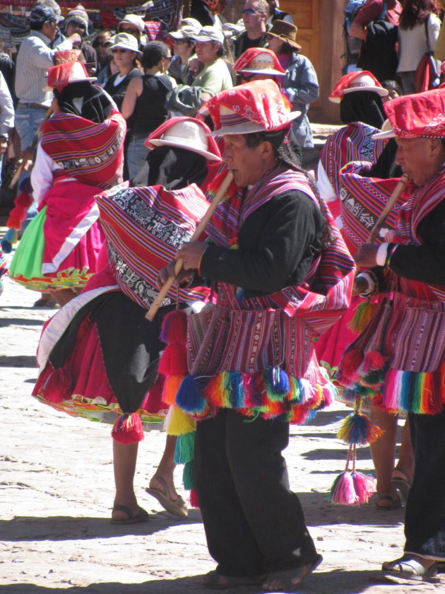 Feest op Taquile Island