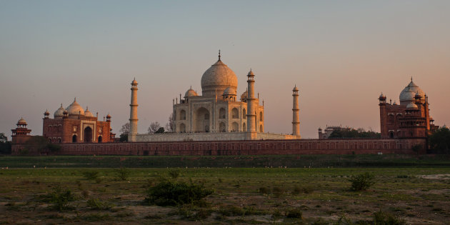 taj mahal gratis in avondlicht