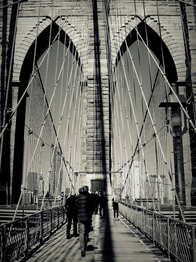 Over de Brooklyn Bridge