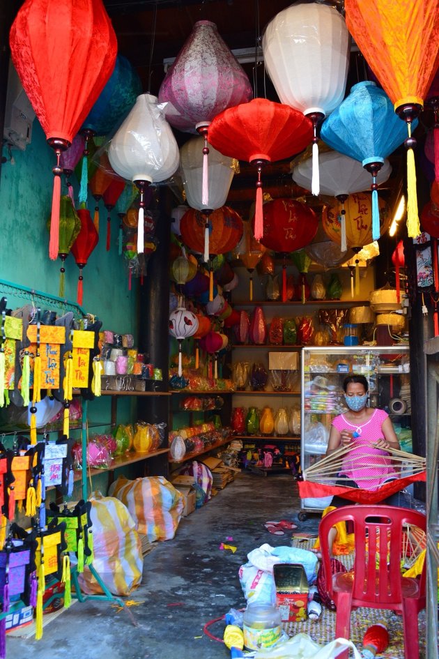 Lantern Shop